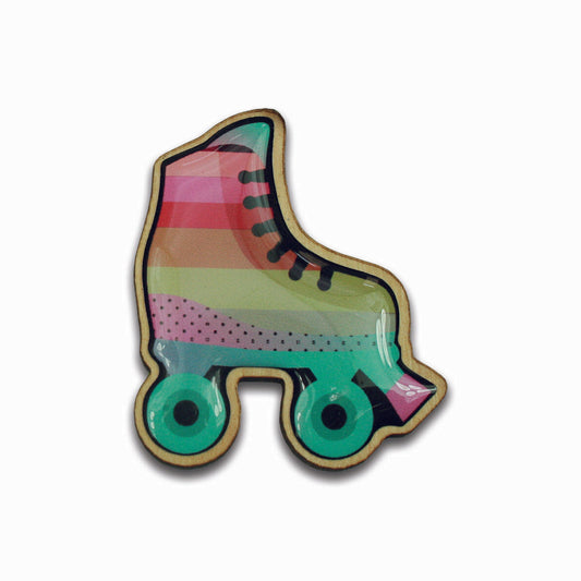 Woodpin roller skate