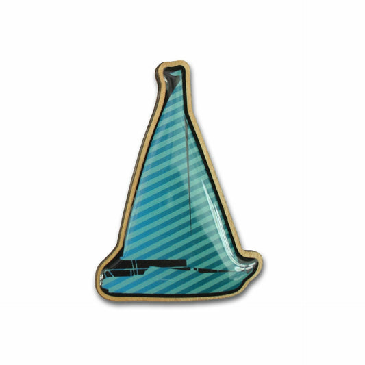 Woodpin sailboat