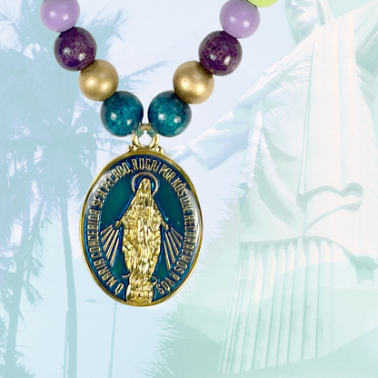 Madonna necklace colorful made of 12mm wooden beads