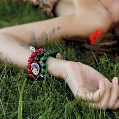 Frida Kahlo Holzperlen-Armband Orange