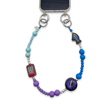 Short caviar phone chain made of wooden beads
