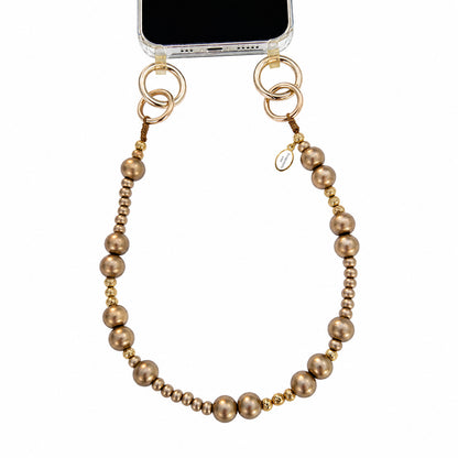 Short mobile phone chain made of wooden beads in gold