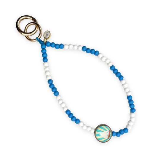 Short Cell Phone Chain White Jeans