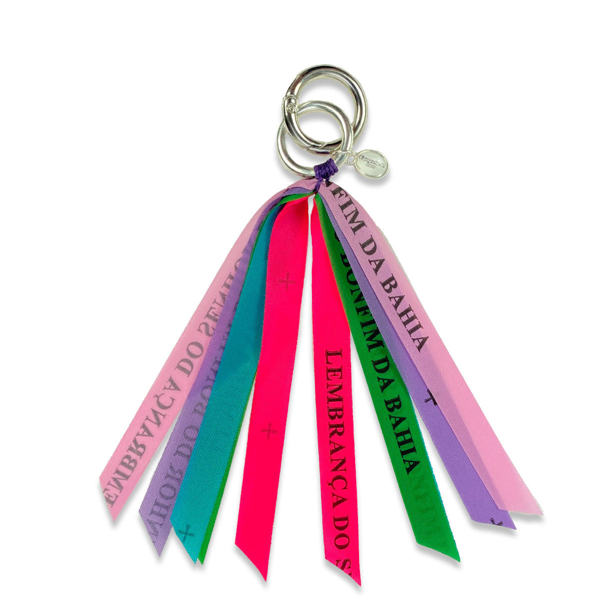 Escapulario Anhänger Flieder Mix aus Bonfimbändern als farbenfroher Glücksbringer Bagcharm für Taschen und Handtaschen für Frauen.