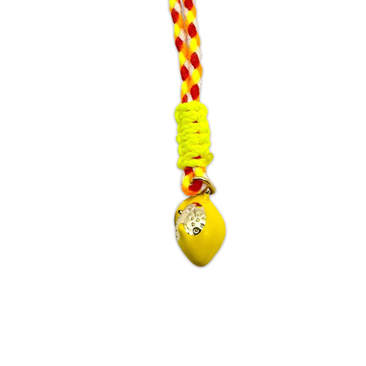 Escapulario String Halskette mit Keramikanhänger Zitrone aus Keramik und Schnur als frisches Zitrus Accessoire für deinen Sommerlook.