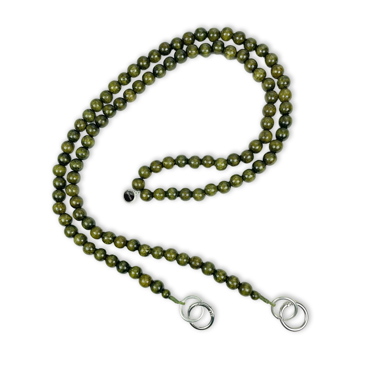 Escapulario Handykette in Olive mit matten Perlen und Karabinern als lässiges Handyband in Naturtönen.