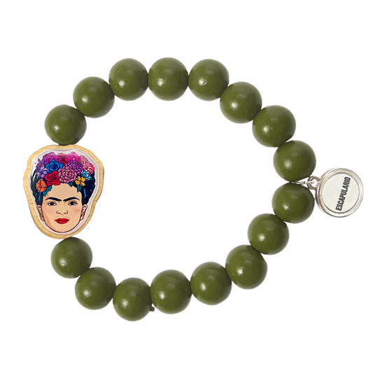 Escapulario Holzperlenarmband Frida Kahlo in Bambus aus 12mm Holzperlen mit elastischem Band als naturnahes künstlerisches Accessoire für Damen.