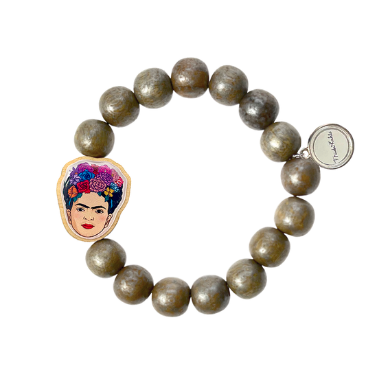 Escapulario Holzperlenarmband Frida Kahlo in Braun Metallic aus 12mm Holzperlen mit elastischem Band als edles schimmerndes Accessoire für Frauen.