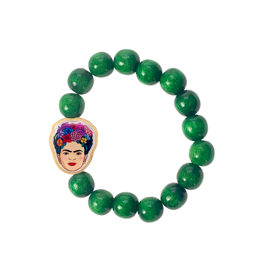 Escapulario Holzperlenarmband Frida Kahlo in Grün aus 12mm Holzperlen mit elastischem Band als frisches naturnahes Accessoire für Frauen.