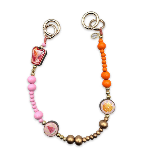 Escapulario kurze Handykette Cocktail aus sommerlichen Holzperlen mit vergoldeten Elementen als stylischer Begleiter für laue Abende.