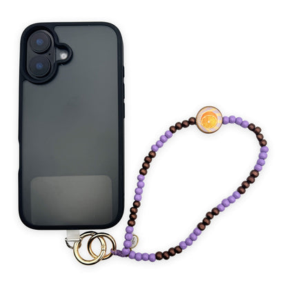 Escapulario kurze Handykette Flieder-Bronze mit zweifarbigen Perlen, Holzpin-Anhänger und Karabiner als elegantes Handyband für Frauen.
