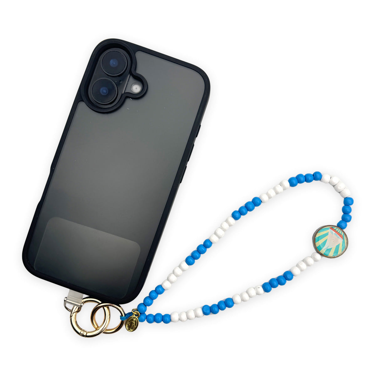 Escapulario kurze Handykette Weiß-Jeans mit Holzperlen, Pin-Anhänger und Metallkarabinern als casual Handyband für dein Smartphone.
