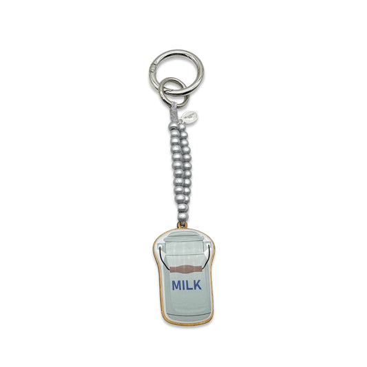 Escapulario Taschenanhänger Milchkanne als charmanter Landlife Bagcharm für Handtaschen und Taschen ein einzigartiges Accessoire für Damen mit Stil.