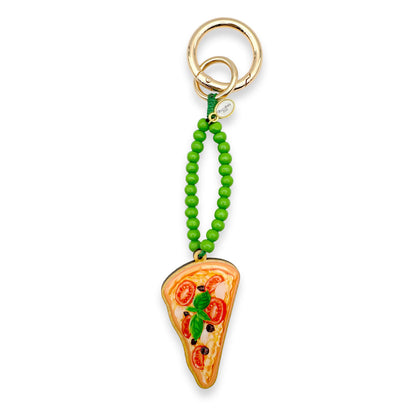 Escapulario Taschenanhänger Pizza als witziger Italia inspirierter Bagcharm für Taschen und Handtaschen eine humorvolle Geschenkidee für Damen.